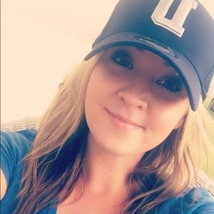 Meet your Posher, Nicole